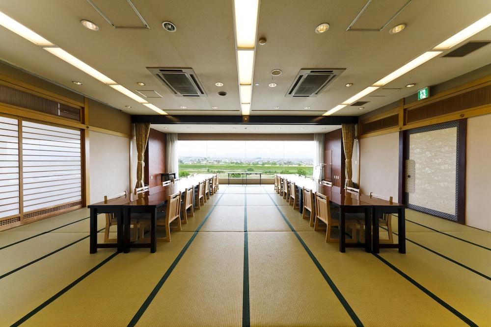 ホテル 富士野屋夕亭 笛吹市 エクステリア 写真