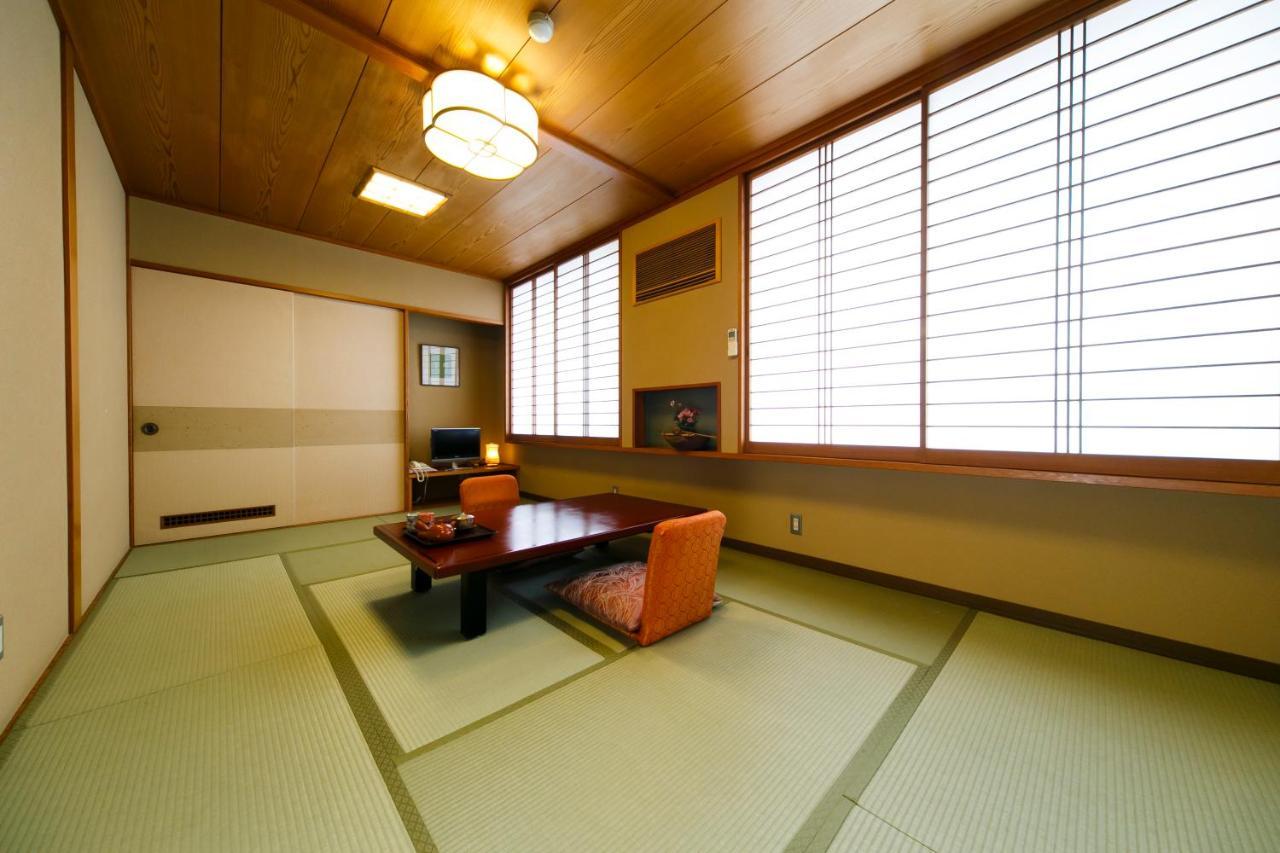 ホテル 富士野屋夕亭 笛吹市 エクステリア 写真